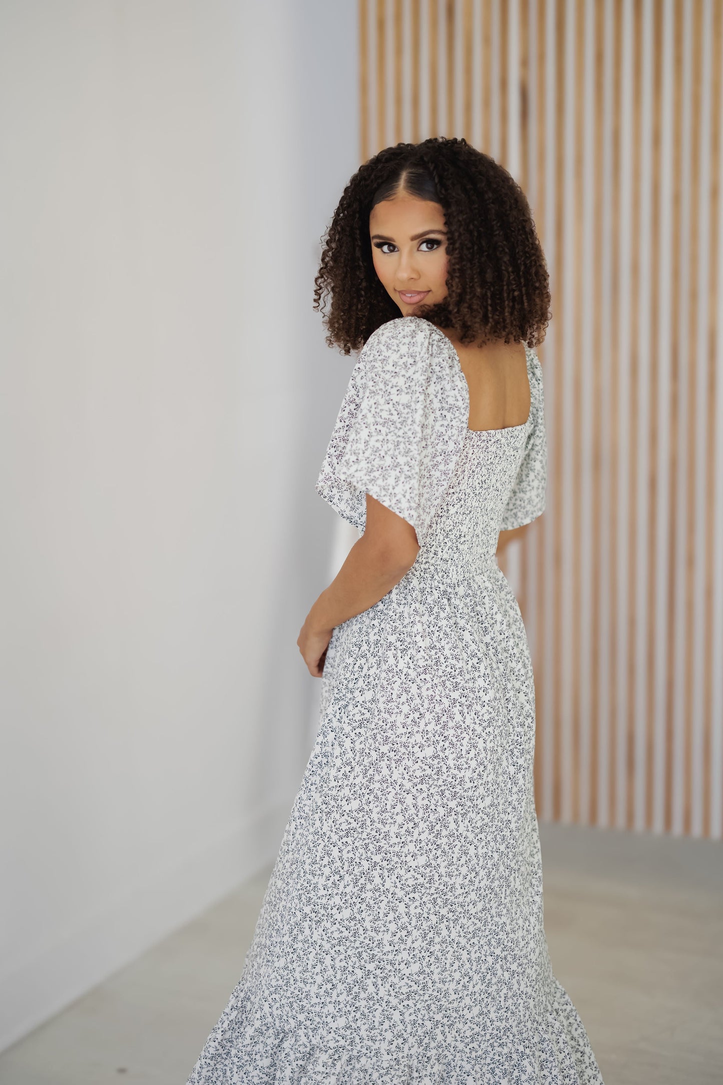 Alicia Kjole - SLUTTSALG